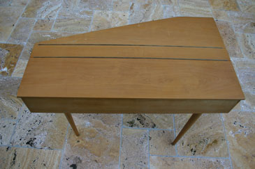 Kleinspinett Maendler-Schramm, Aufsicht, geschlossen, von vorne Kleinspinett Maendler-Schramm, Aufsicht, geschlossen, von vorne