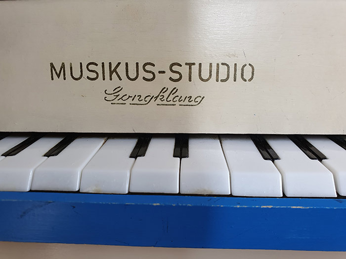 Toypiano Musikus-Studio Gongklang, Pianino-Form